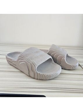 Adidas Originals Adilette 22 Men's Slide Sandals Gray Size 6